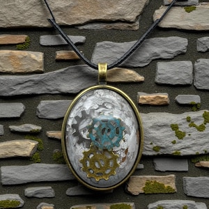Bronze Steampunk Gear Petri Resin Art pendant Necklace Gifts for Her Him
