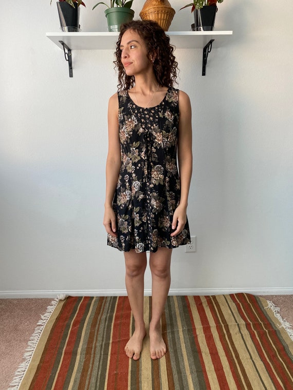 Vintage baby doll 90’s dress/ 1990s floral dress/