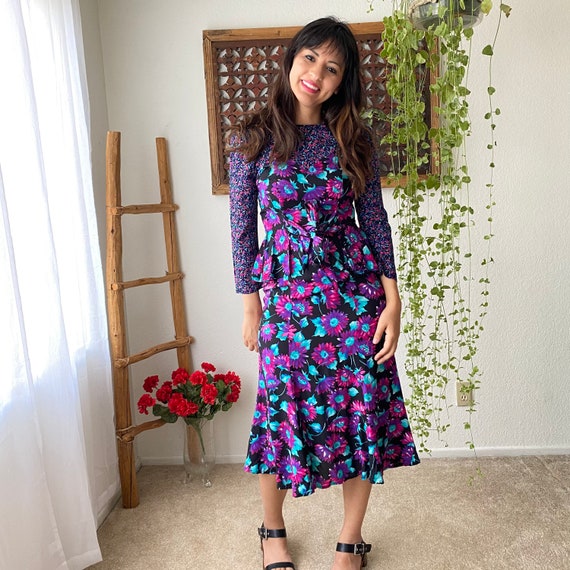 1990’s floral dress Dainty Floral print Calico flo
