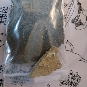 Indian Graveyard Dirt - Supermoon Charged Hoodoo/Witchcraft Protection, Spirit Energy, Ancestors Goofer Dust
