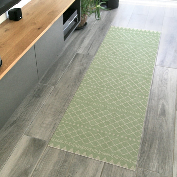 Green runner rug with geometric design in beige. Kitchen Etsy