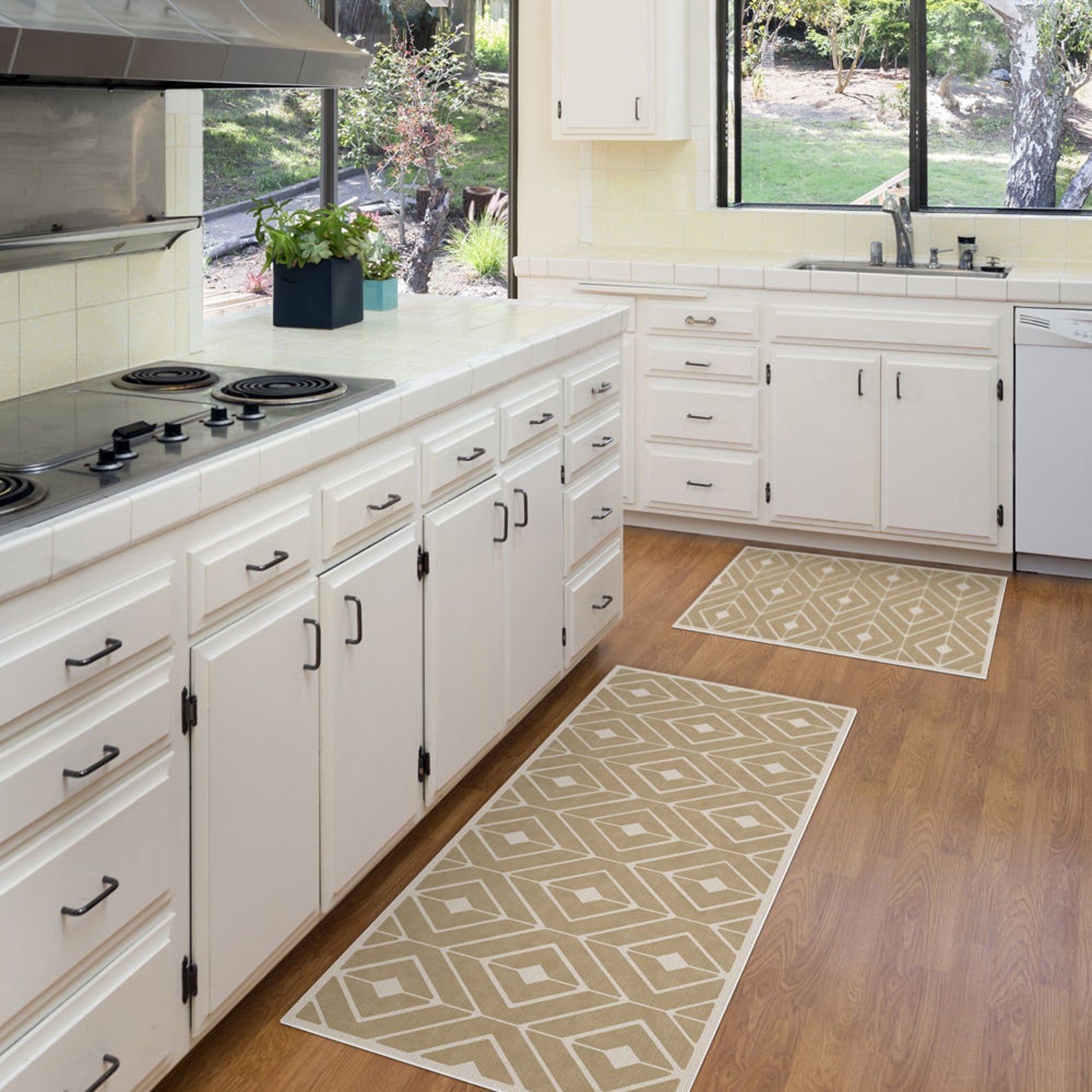 Geometric Beige Linoleum Rug Printed on PVC Art Mat. Vinyl Carpet With ...