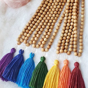 Collana Chakra Mala - Perline da meditazione in legno di sandalo - Quarzo chiaro - Gioielli yoga - Regali per insegnanti di yoga - Gioielli Chakra