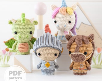 Mini Amigurumi Patrón De Ganchillo Juguetes Set Unicornio Caballero Dragón Caballo Ganchillo Patrón Animal Mini Reino por AradiyaToys Tutorial Archivo PDF DIY