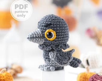 Raven Crochet Pattern, Halloween Crow Amigurumi (PDF Pattern)