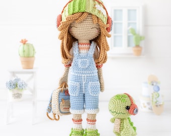 Friendy Sadie with Melody Dino from "AradiyaToys Friendies" collection, crochet doll pattern (Amigurumi tutorial PDF file), denim overalls