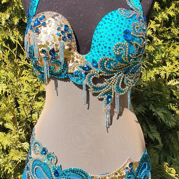 Belly dance costume. Teal-golden-emerald professional belly dance costume, oriental dance costume