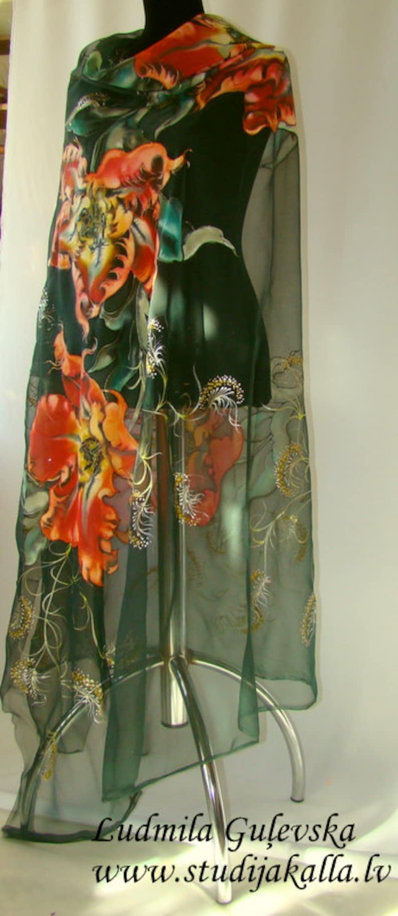 Hand painted natural silk fabric silk painting dark green | Etsy