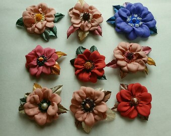Flower brooch.Daisy. Handmade  pink,pink-orange,lilac,ivory color satin flower brooch. Choose your color. Flower pin, embroidered flower