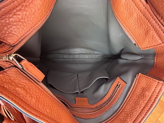 Gucci caramel handbag - image 8