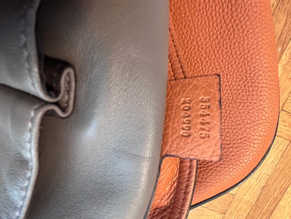 Gucci caramel handbag - image 10