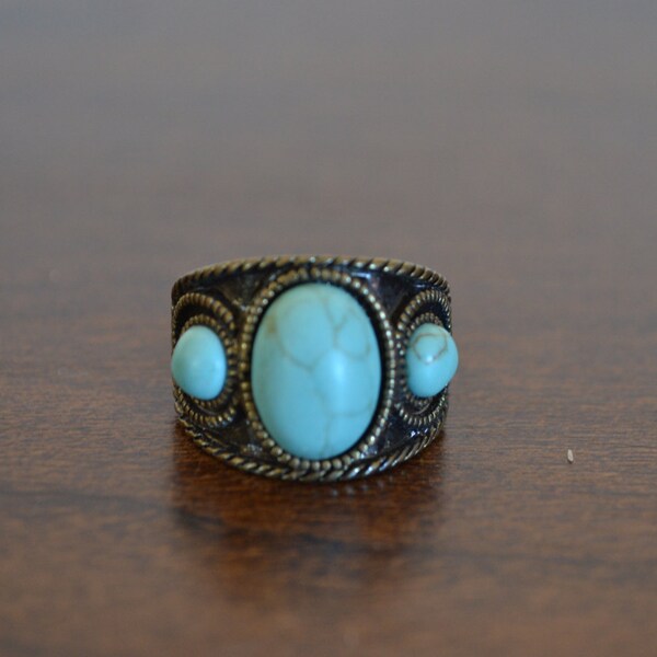 Blue stone marble ring