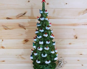 Vintage 24&quot; Musical Atlantic Mold Ceramic Christmas Tree