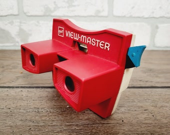 Vintage Red and White GAF Viewmaster