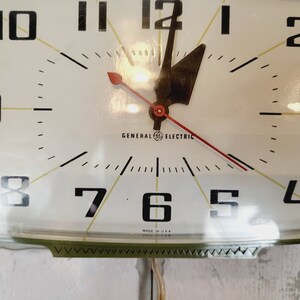 General Electric Green Wall Clock image 2