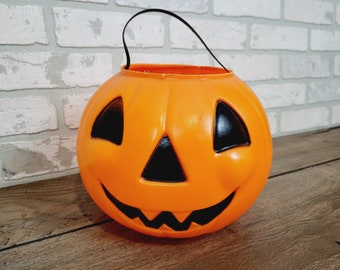 Vintage Plastic Halloween Pumpkin Jack O Lantern Bucket Treats