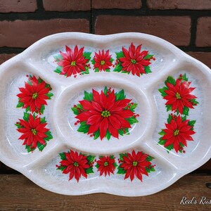 Vintage Plastic Poinsettia Platter image 1