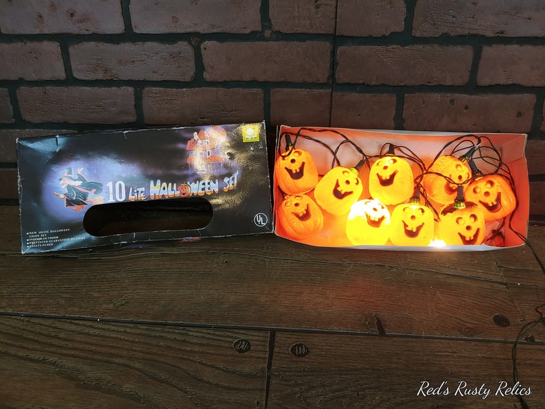 Vintage String of Plastic Pumpkin Lights image 2