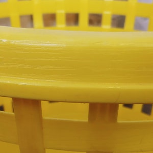 Vintage Rubbermaid Plastic Yellow Basket Weave Laundry Basket image 2