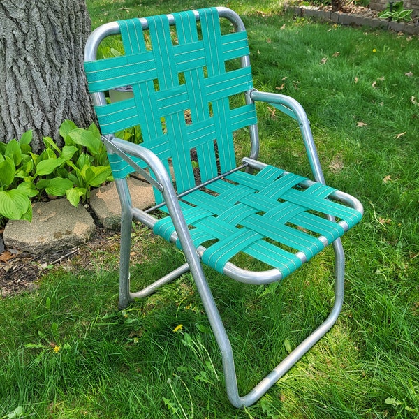 Mid Century Vintage Turquoise Webbed and Aluminum Folding Garden/Lawn Lounge Chair