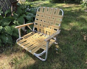Mid Century Vintage Yellow and Orange Webbing and Aluminum Folding Garden/Lawn/Beach Chair