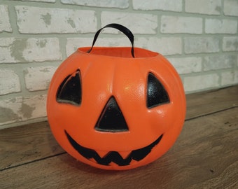 Vintage Plastic Halloween Pumpkin Jack O Lantern Bucket Treats