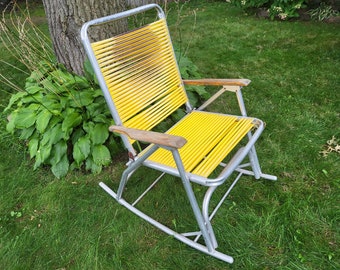 Mid Century Vintage Yellow Tube Folding Rocking Garden/Lawn Lounge Chair