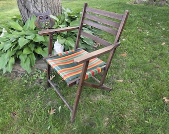 Vintage Wood Slat Folding with Striped Fabric Garden/Lawn Lounge Chair