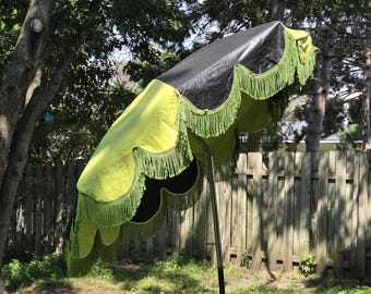Groovy Golden State Umbrellas Green and Black Umbrella Patio Umbrella with Fringe