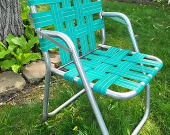 Mid Century Vintage Turquoise Webbed and Aluminum Folding Garden