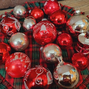 17 Vintage Glass Christmas Ornaments image 2