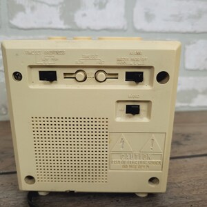 Panasonic Fluorescent Radio/Alarm Clock Model RC-58 image 4