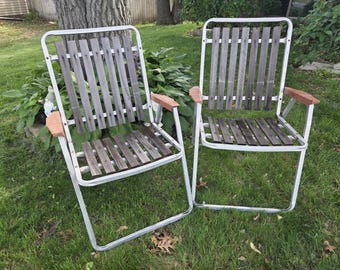 Vintage Pair of Wood Slat Aluminum Folding Garden/Lawn Lounge Chairs
