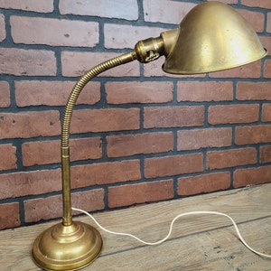 Lampe de bureau industrielle à col de cygne SRS Esrobert, bronze image 3
