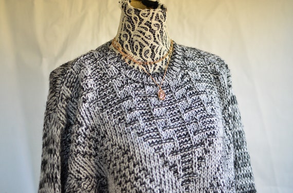 80s Oversized Sweater / Black and White Oversized