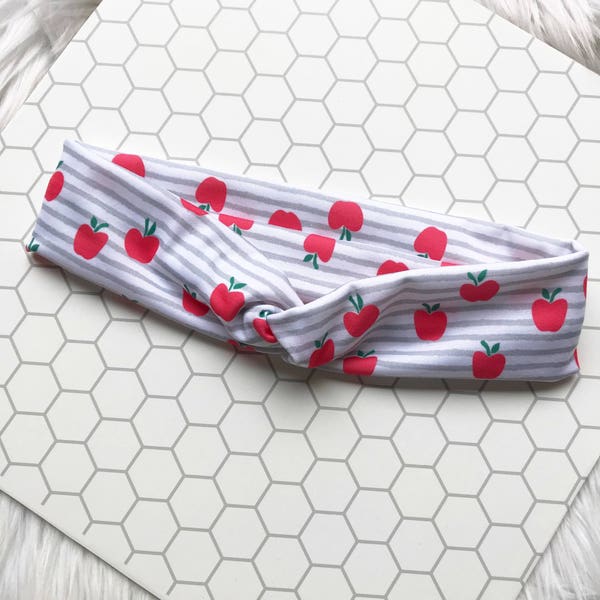 Teacher Apple Knottie