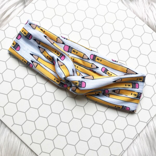 Teacher Pencil Knottie