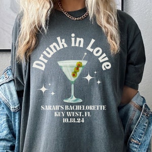 AANGEPASTE dronken in liefde Bachelorette T-shirt
