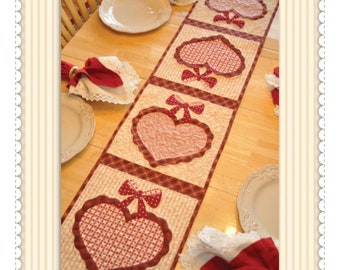 The Vintage Series: February Table Runner *Applique Sewing Pattern* By Jennifer Bosworth - Shabby Fabrics