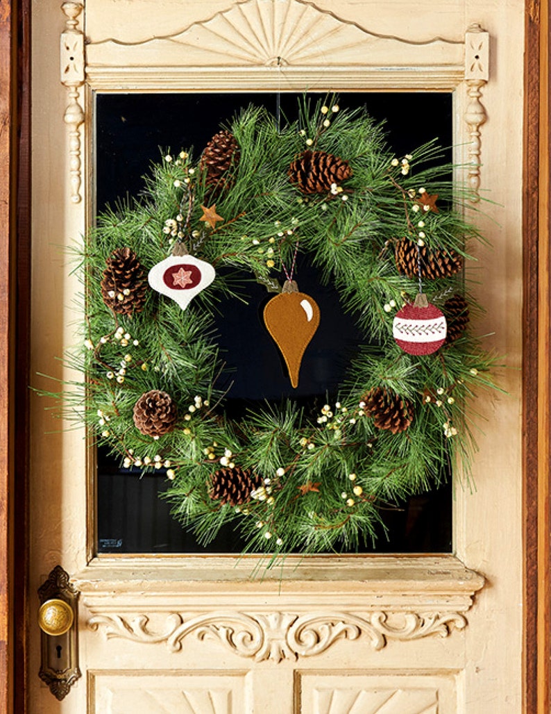 Buttermilk Basin's Ornament Extravaganza softcover Etsy