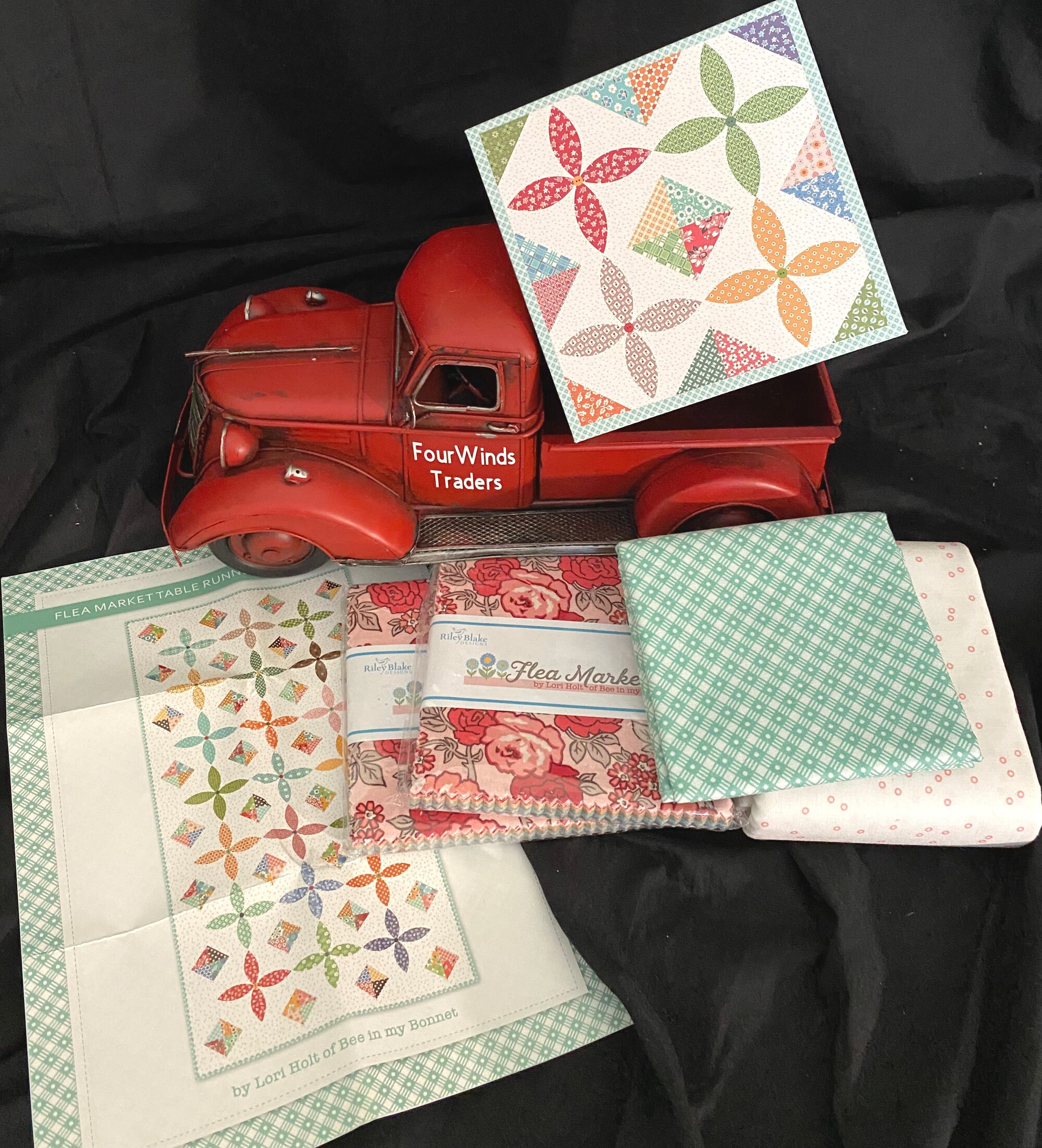 FLEA MARKET Boxed Table Runner Kit Includes Fabric & Etsy