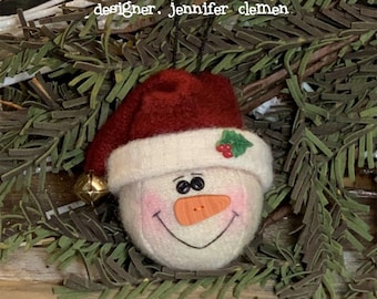 Santa Snowball Ornie *Pincushion Sewing Pattern* By: Jennifer Clemen - Cottonwood Creations