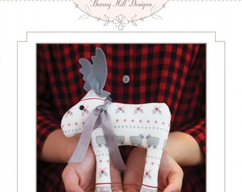 Elvis *Petite Sewing Pattern* By: Ann Sutton - Bunny Hill Designs