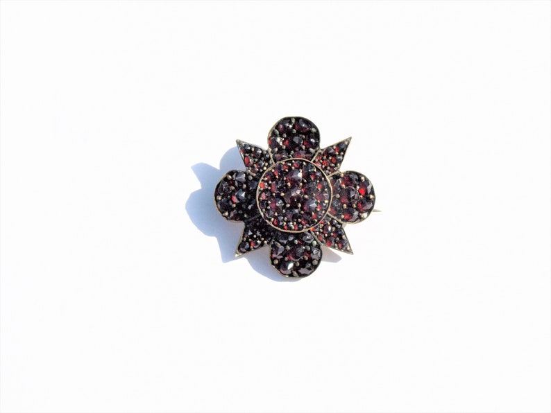 Antique Garnet Brooch Pin Star Bohemian Czech 1800/'s Faceted Rose Cut Stones