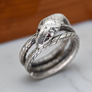 Hallmarked Antique Snake Ring in Silver Size 10