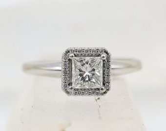 Princess Cut Engagement Ring / Princess Cut Halo Diamond Ring / JL1615