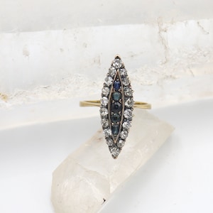 Victoriaanse navettering / antieke ring met saffier en diamant - 267,- €
