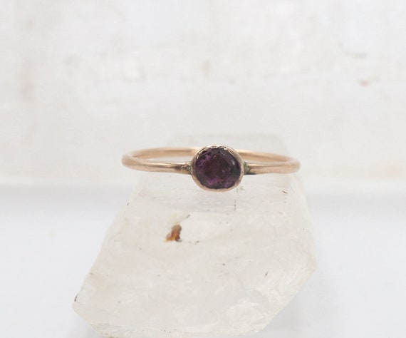 Victorian Ruby Ring in 9k Gold - DK667 - image 1