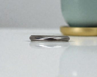 Anillo de platino vintage con borde milgrain de 2,5 mm de ancho