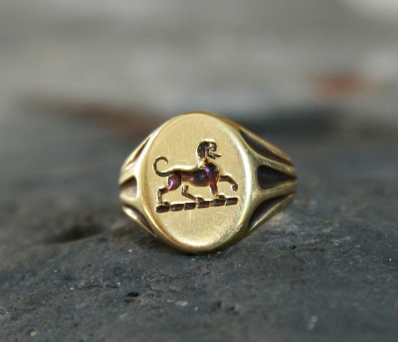 griffin signet ring